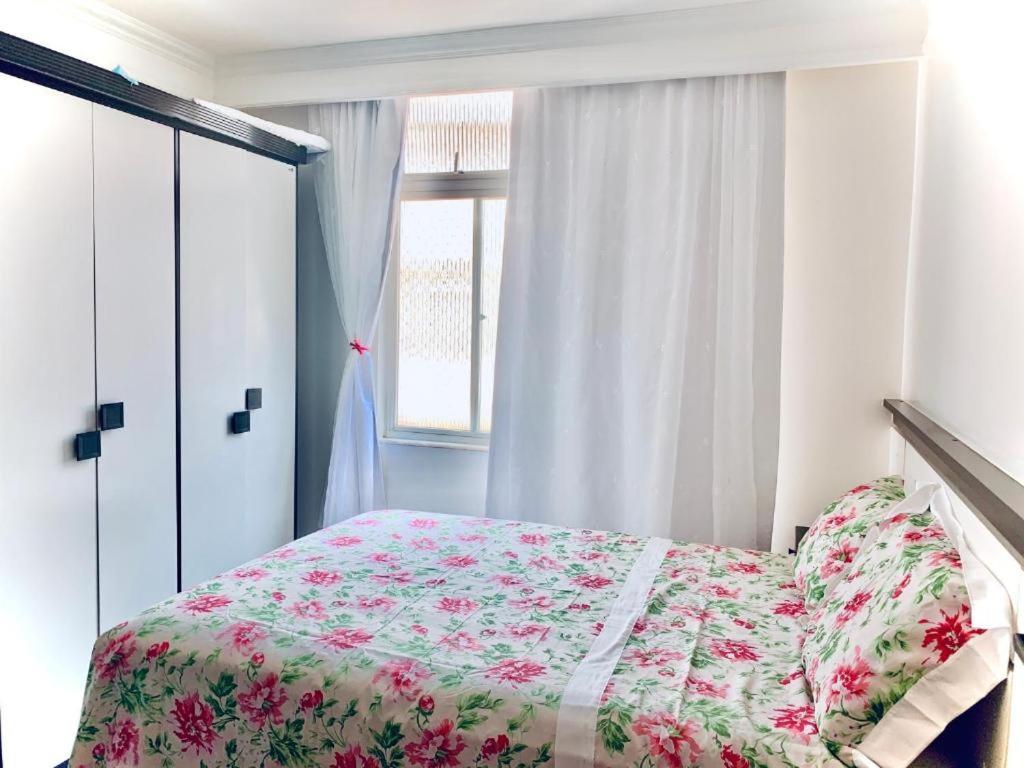 Stayhere! Fique Aqui! Apartamento 2/4 Mobiliado No Costa Azul :-) 萨尔瓦多 外观 照片