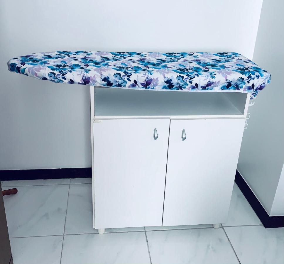 Stayhere! Fique Aqui! Apartamento 2/4 Mobiliado No Costa Azul :-) 萨尔瓦多 外观 照片
